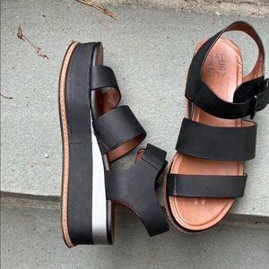 Naturalizer Black and Silver Platform Sandals